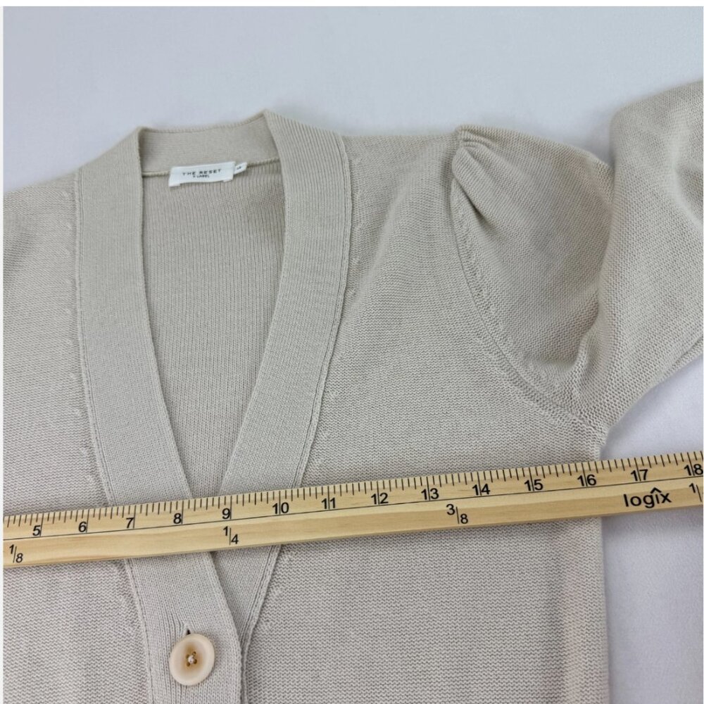 The Reset R Label The Babe Cardigan Sweater Crop V-Neck Minimalist Classic - Picture 12 of 16